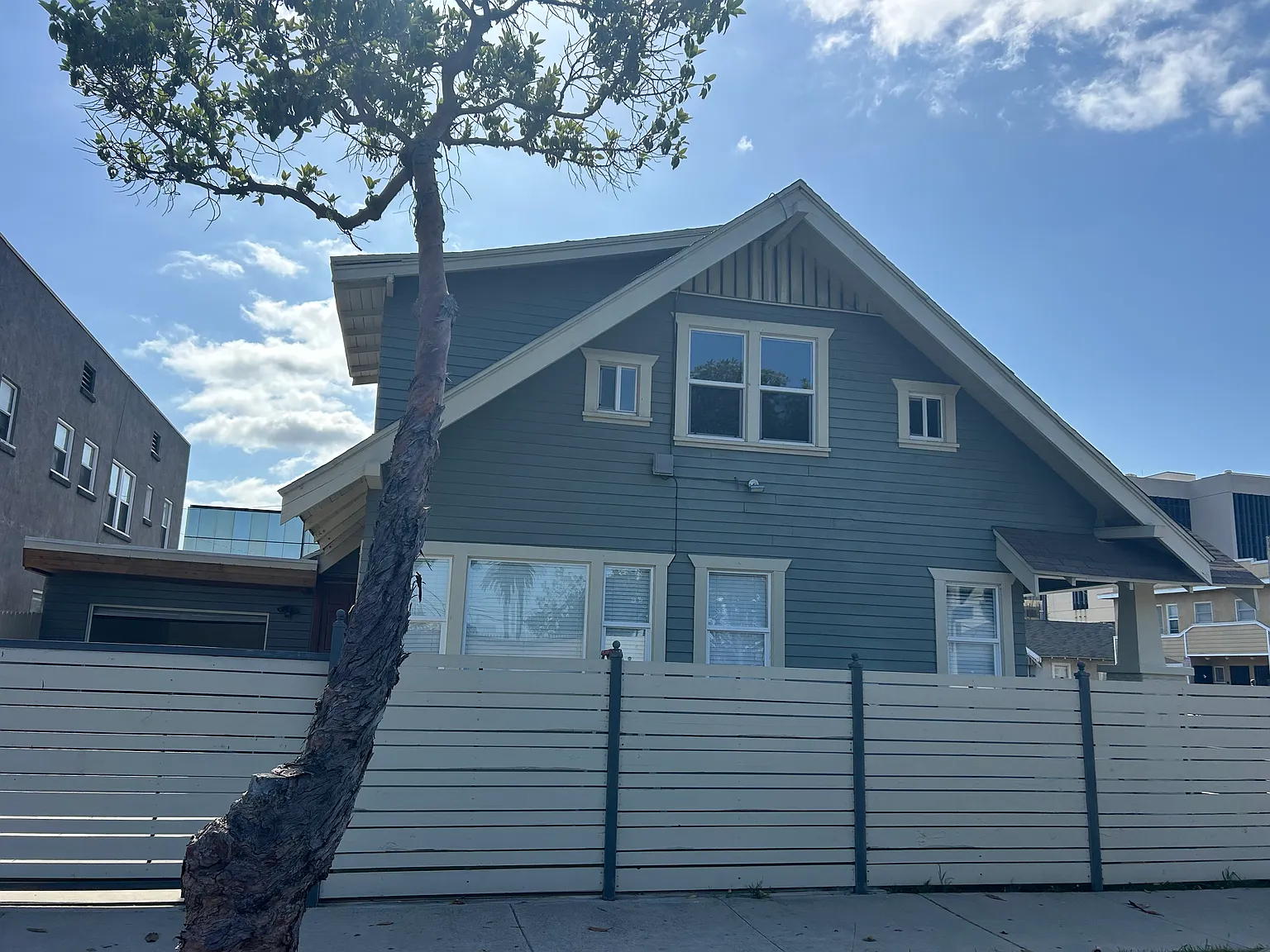 2 bed, 1000 sqft, $2,650 — Photo 2