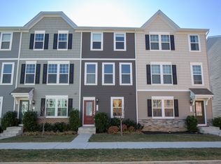 80 Anthem St, Ranson, WV 25438
