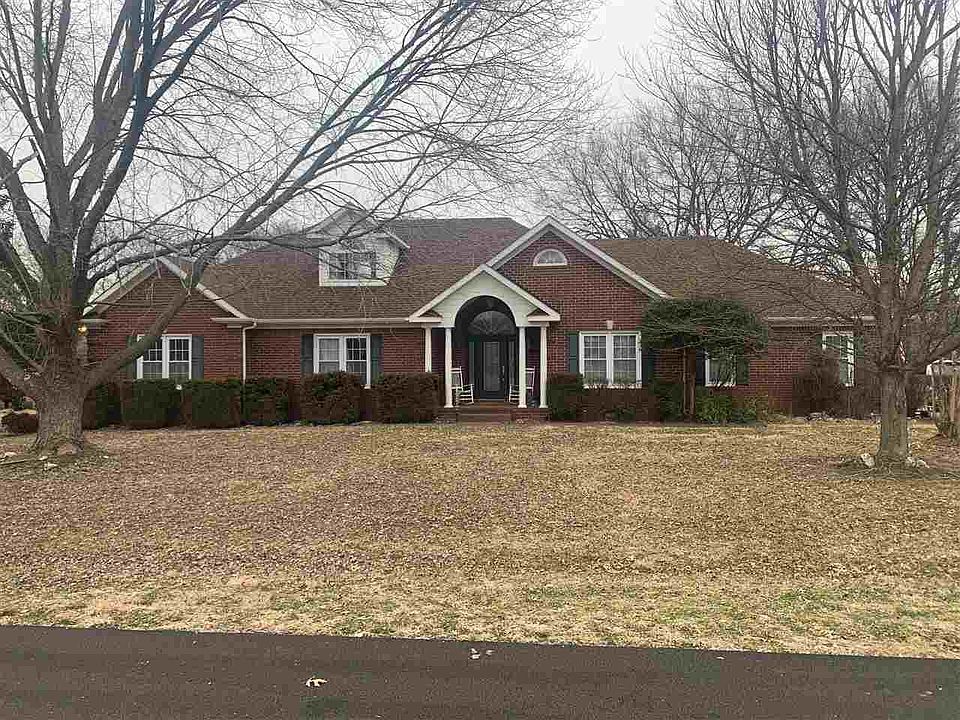 2nd image of 146 Silver Springs Ave