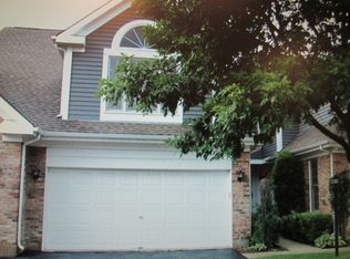 804 Fairmont Ct, Des Plaines, IL 60018