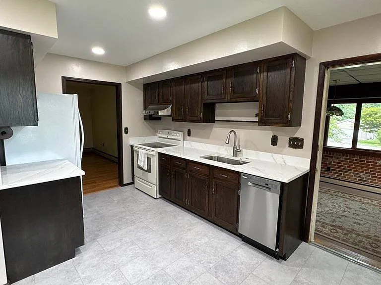 5157 Bonnie Acres Dr — Photo 6