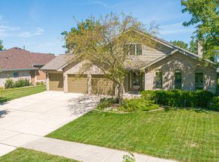 1320 Newbridge Ave, Lockport, IL 60441