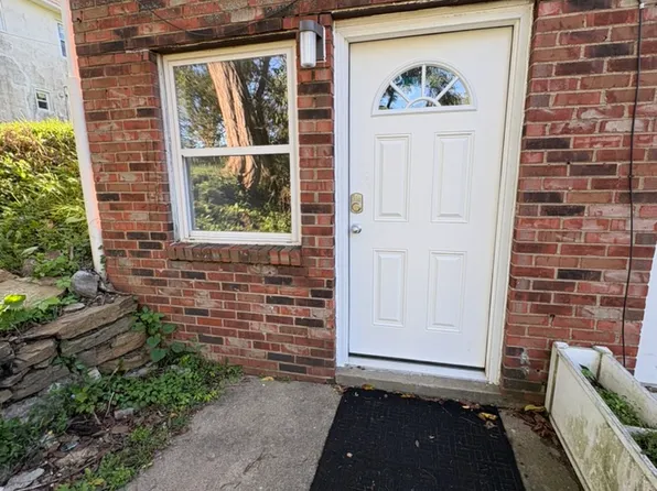 407 Duquesne Ave APT D, Canonsburg, PA 15317
