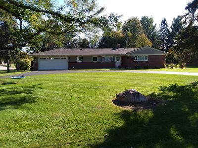 259 Nesbit Ln, Rochester Hills, MI, 48309