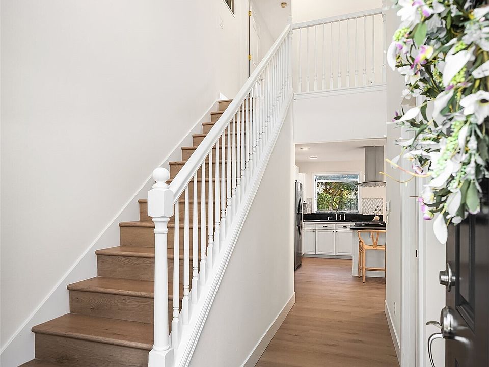 8612 128TH Avenue NE, Kirkland, WA 98033 | Zillow