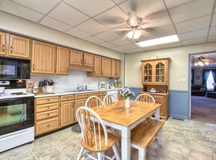 17 W Locust St, Mechanicsburg, PA