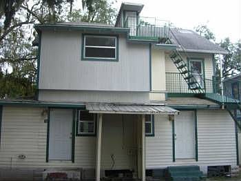 3rd image of 549 Magnolia Ave