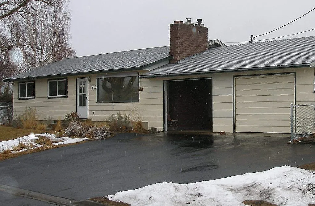 813 S 50th Ave photo 1