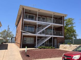 3235 S 12th St #4, Lincoln, NE 68502