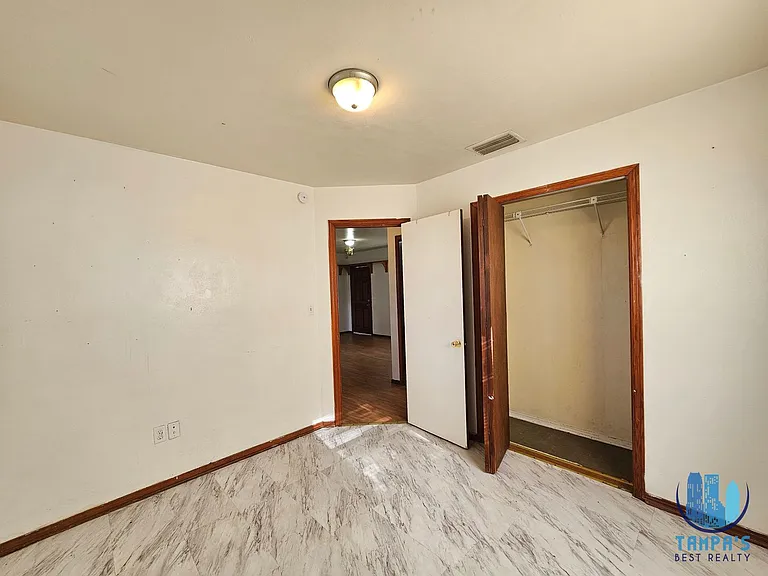 2302 Burns St — Photo 14