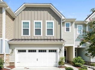 121 Ribbon Walk Ln, Holly Springs, NC 27540