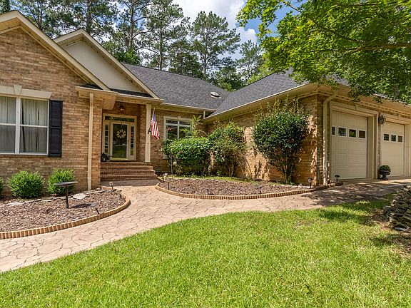 2nd image of 204 Chickadee Ct
