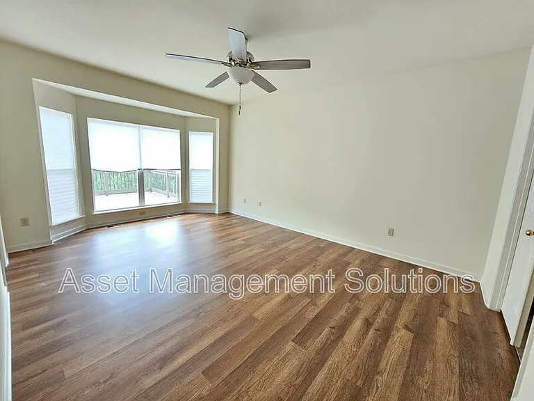 119 Carlton Point Dr — Photo 14