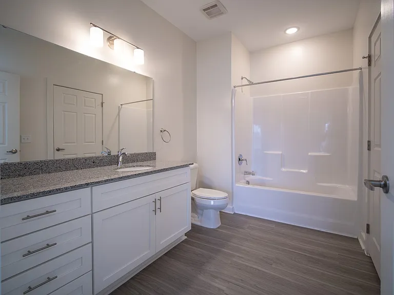 Parkside at Hickory Grove — Photo 10