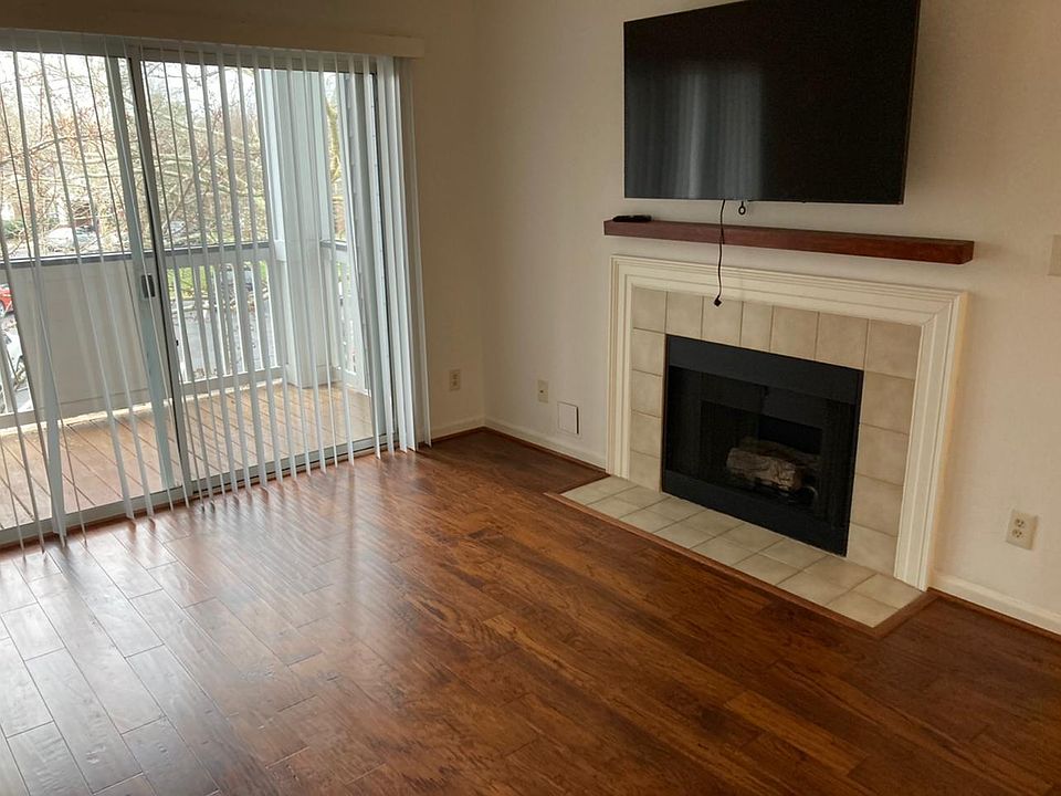 1st image of 20281 Beechwood Ter