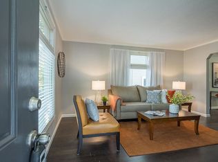 318 Chase Rd, Columbus, OH 43214