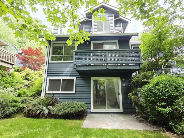 9000 Ash Grove Cres #13, Burnaby, BC V5A 4M6