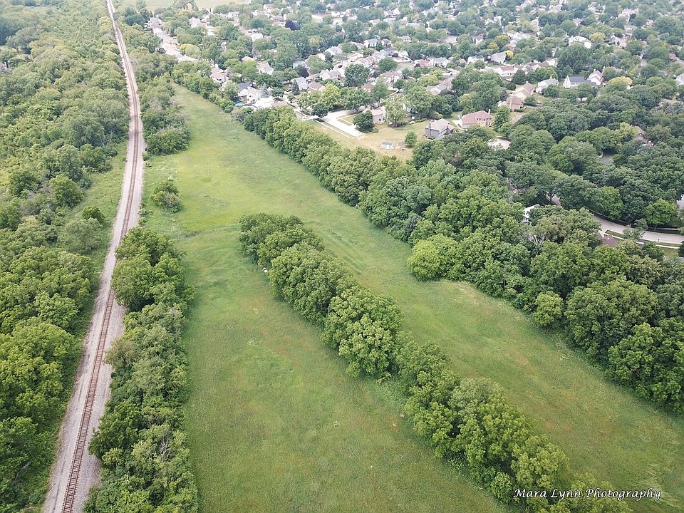 2nd image of 5N444 S Bartlett Rd
