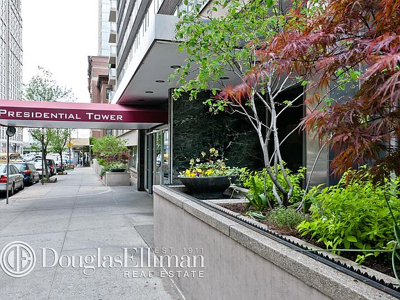 5th image of 315 W 70th St APT 9G