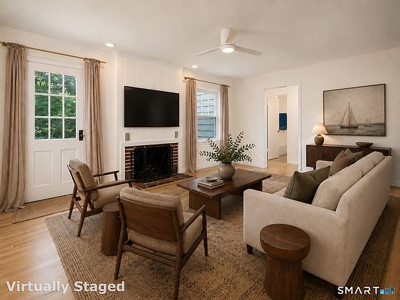 4th image of 88 Grannis Street