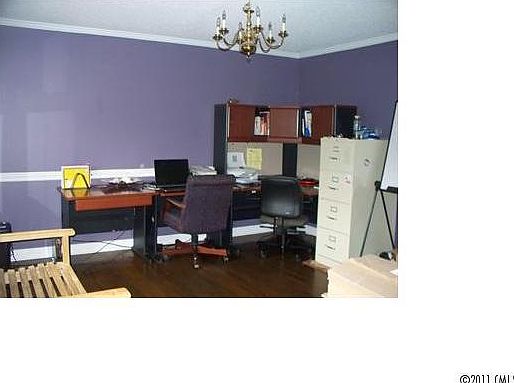 5th image of 8030 Brocklehurst Ln