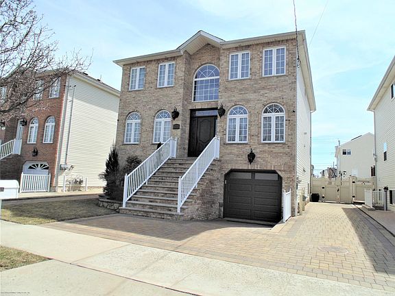 2nd image of 296 Darlington Ave