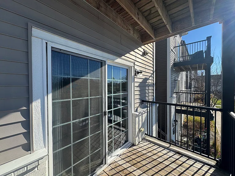 Jefferson Pointe — Photo 12