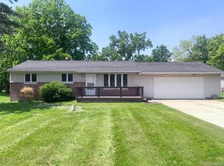 6058 Lincoln Blvd, Grand Blanc, MI