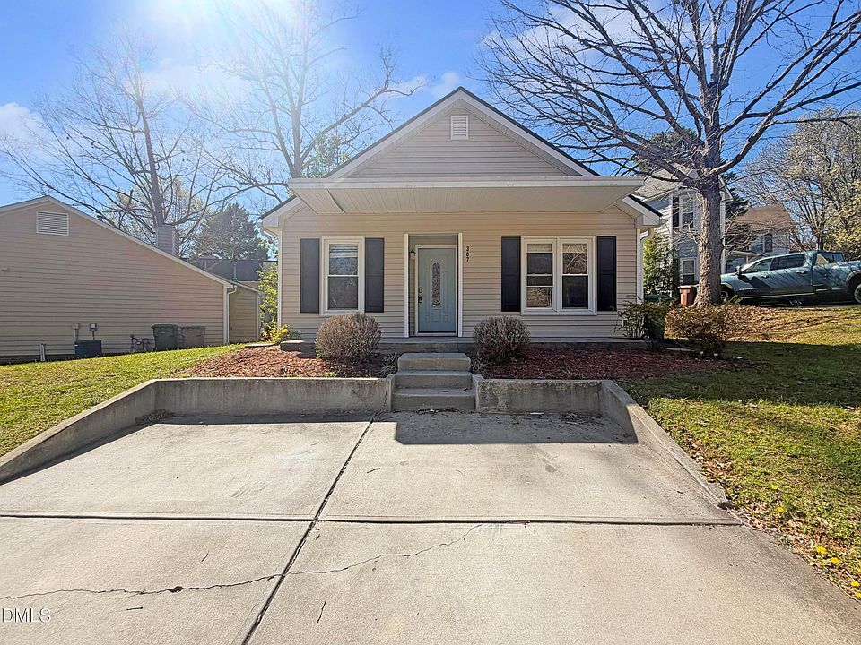 1st image of 307 Wax Myrtle Ct