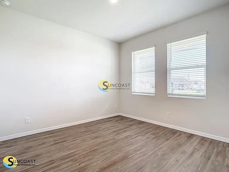 585 Marion Oaks Pass — Photo 22