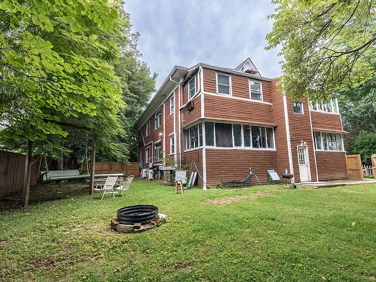 145 N Keats Ave — Photo 27