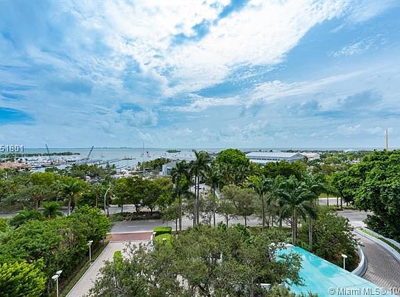 3rd image of 2627 Bayshore Dr #905