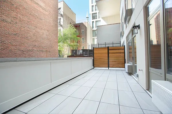 Rented by REAL New York | media 15