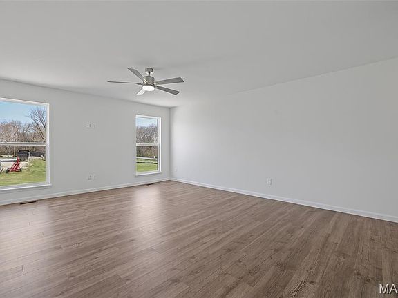 7th image of this home