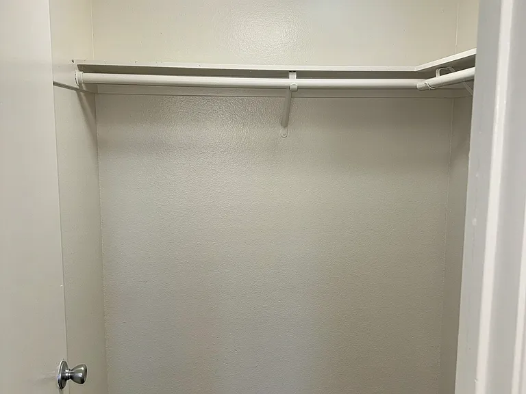 Mountain Gate Apartments — Photo 17