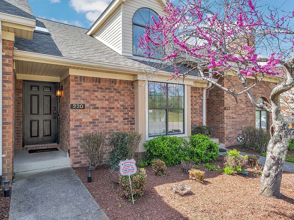 1st image of 220 Glenstone Cir