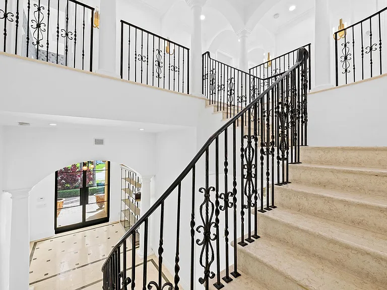 861 Nafa Dr — Photo 33