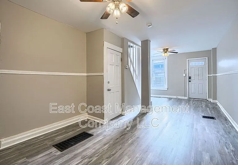 1220 W Pratt St — Photo 8