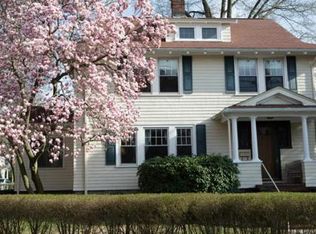 584 Eliot St, Milton, MA 02186