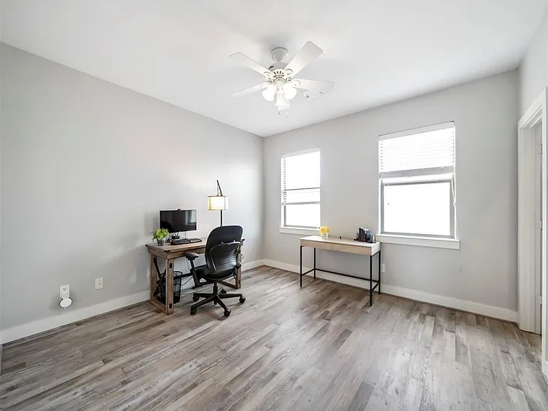 5535 Darling St — Photo 26