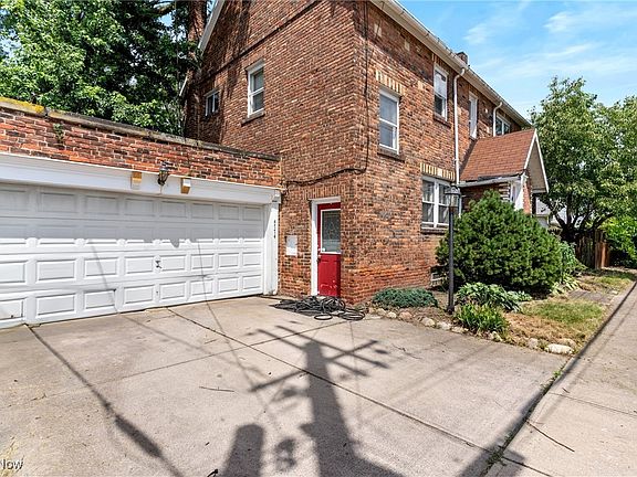 4th image of 4774 W 32nd St