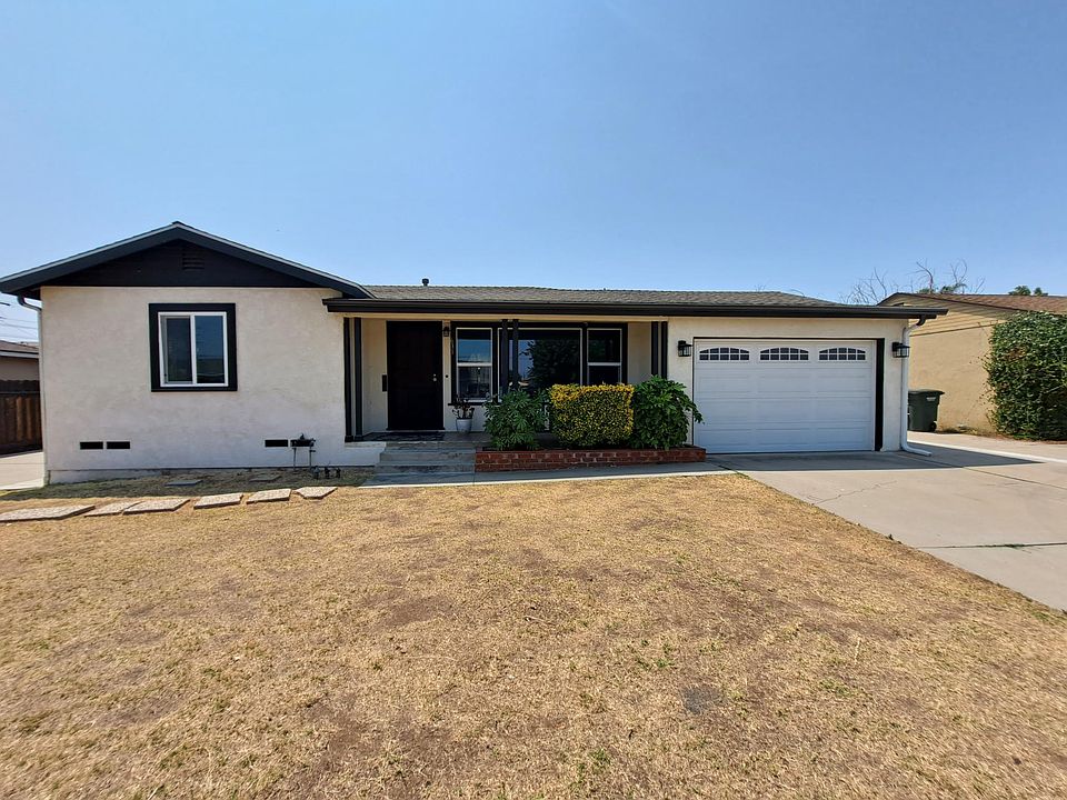 1st image of 631 Patricia Ln