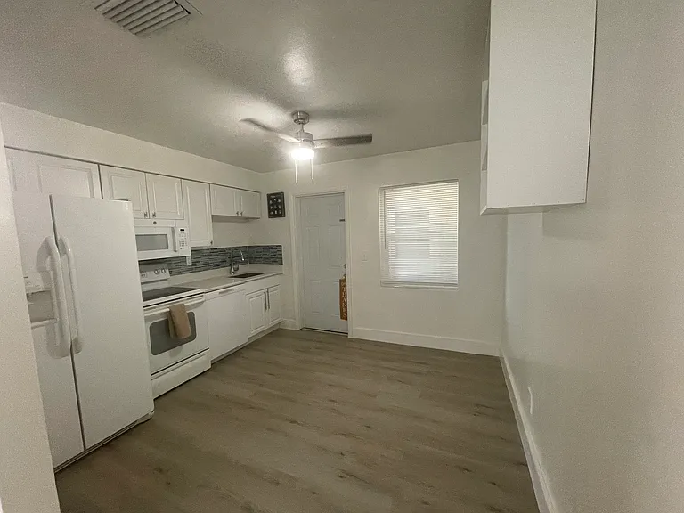 4629 Palm Tree Blvd #2 — Photo 14