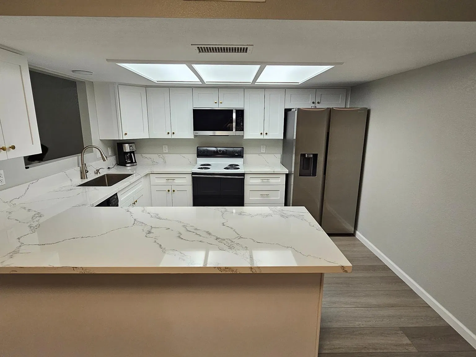 3 bed, 1553 sqft, $2,100 — Photo 3