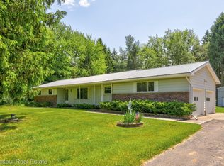 10420 Lange Rd, Birch Run, MI 48415