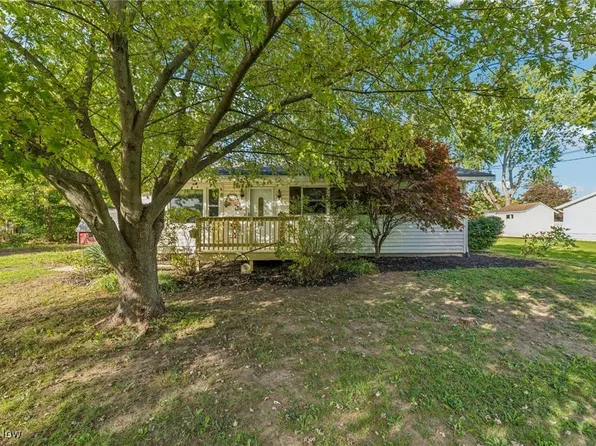 139 E Union St, Geneva, OH 44041