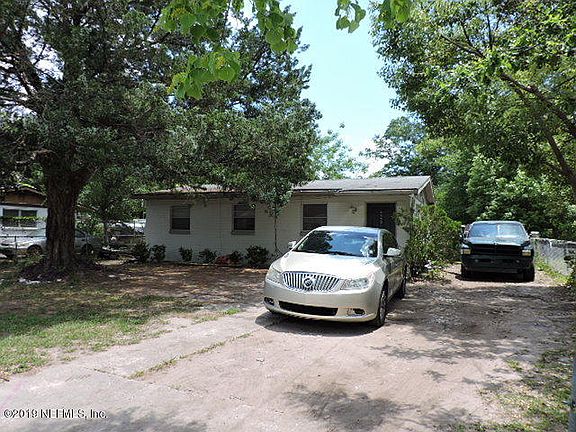 3rd image of 4453 Melvin Cir E
