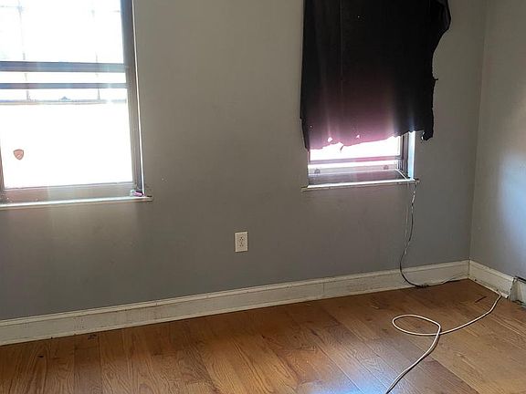 5th image of 1245 N Newkirk St