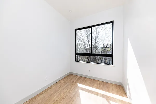 Rented by Compass | media 11