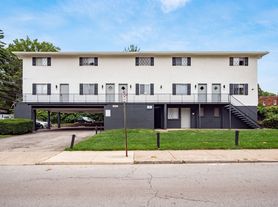 1985 Summit St, Columbus, OH